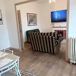 Διαμέρισμα Spacious Luxury 2 Bed *