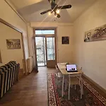 Spacious Luxury 2 Bed Διαμέρισμα *