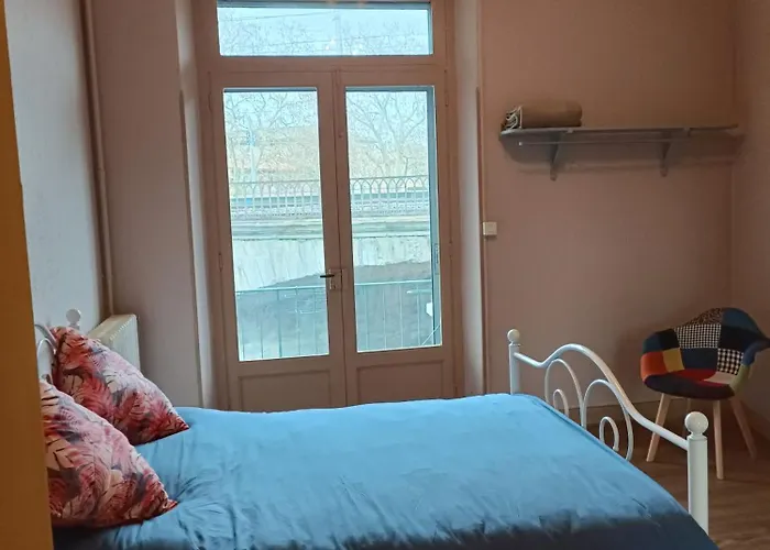 Spacious Luxury 2 Bed Каркассон