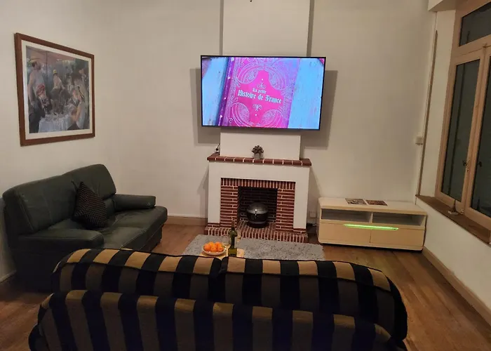 Апартаменты Spacious Luxury 2 Bed Каркассон