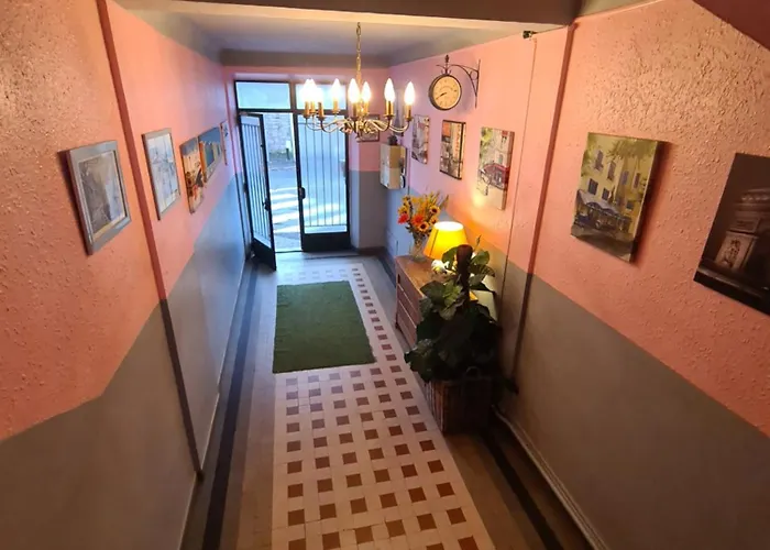 Spacious Luxury 2 Bed * Carcassonne